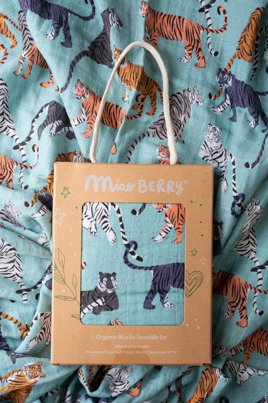 Organic Muslin Swaddle Set with Matching Bow, Tiger (Teal)