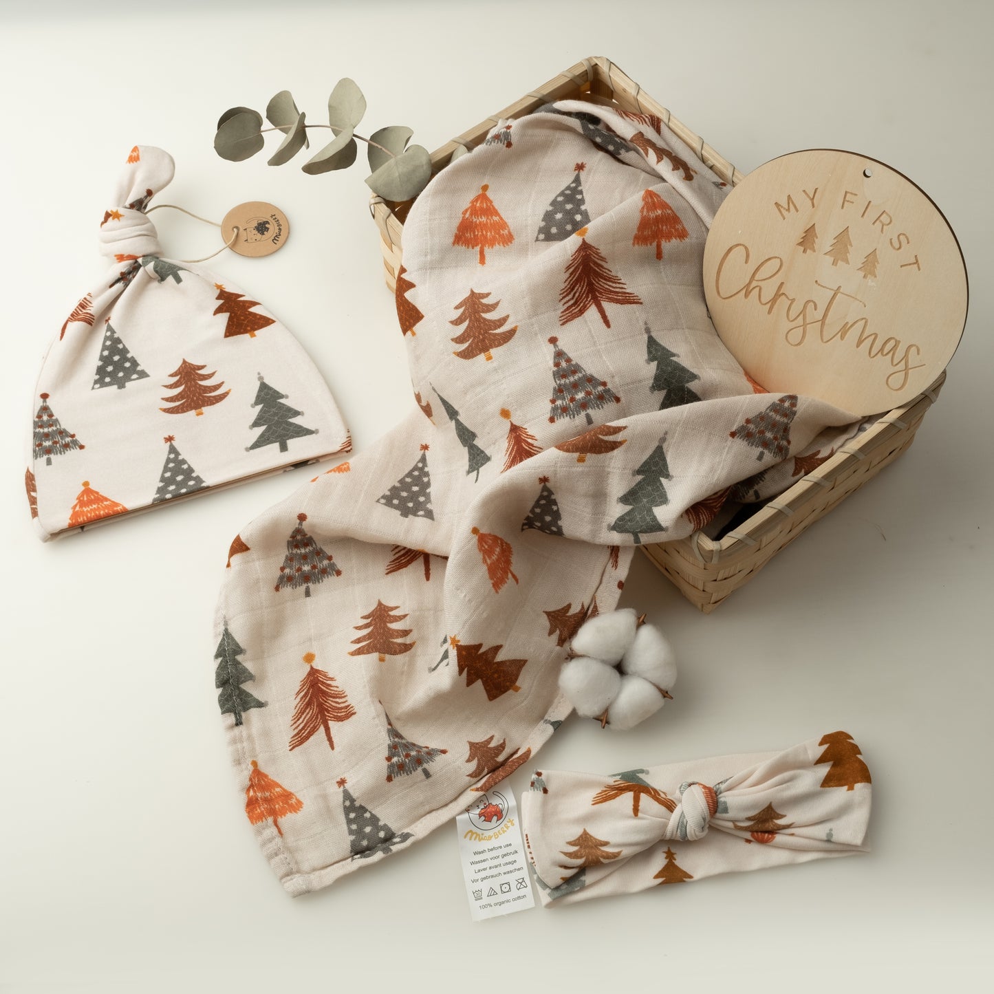 Organic Muslin Swaddle Set with Matching Bow, Christmas