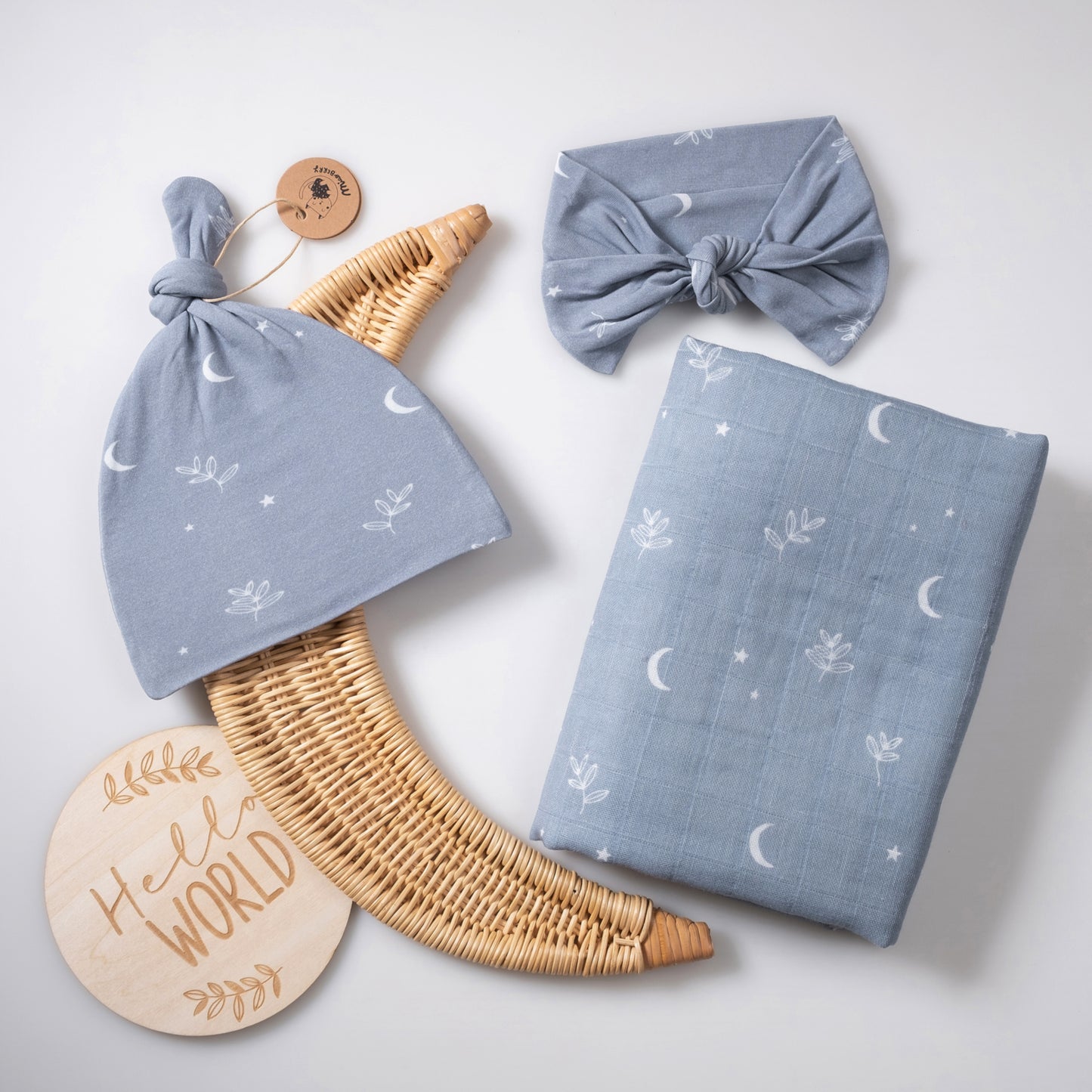 Organic Muslin Swaddle Set with Matching Beanie and Bow, Moon Blue